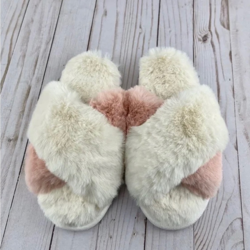 Idyllwind Shoes | Idyllwind Slippers Size S(5-6) Color: Cream/Pink